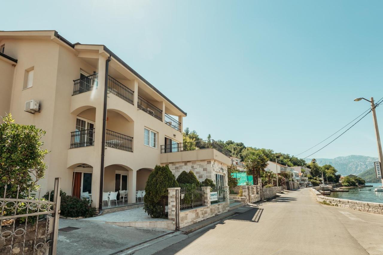 Apartments Cosovic Cattaro Esterno foto