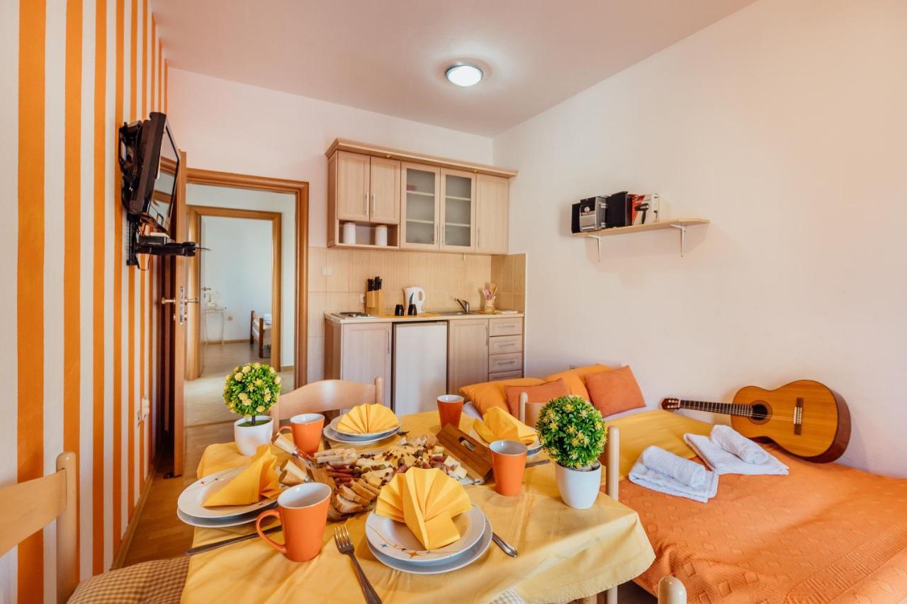 Apartments Cosovic Cattaro Esterno foto