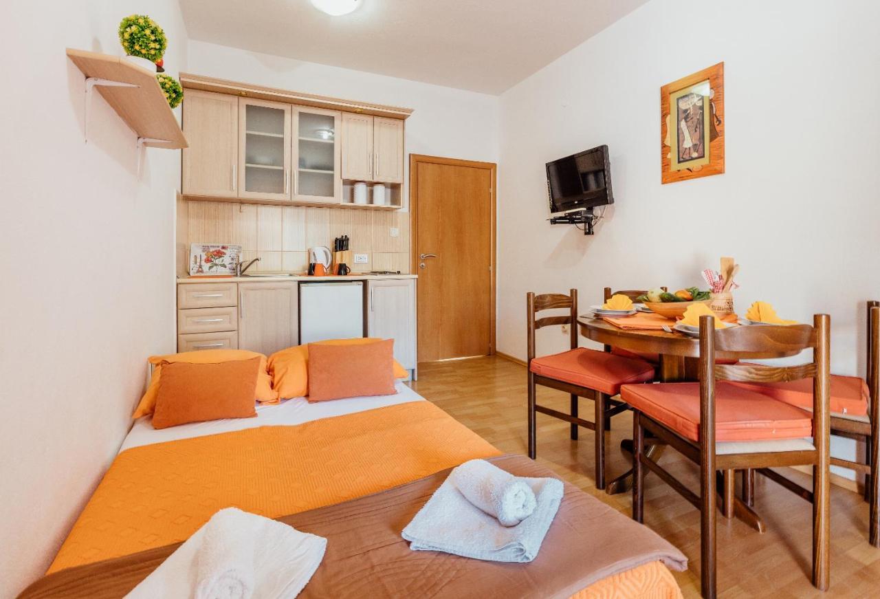 Apartments Cosovic Cattaro Esterno foto