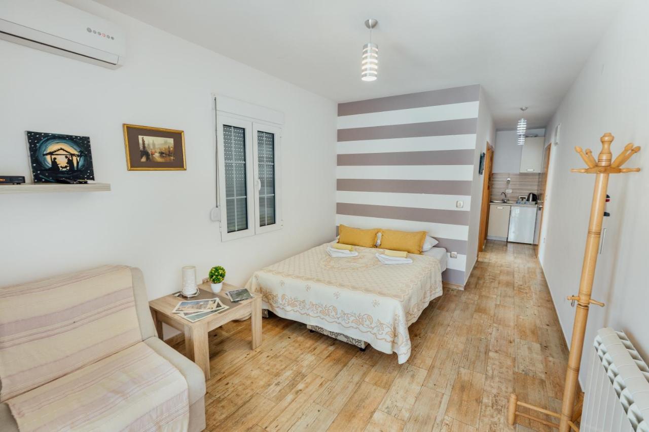 Apartments Cosovic Cattaro Esterno foto