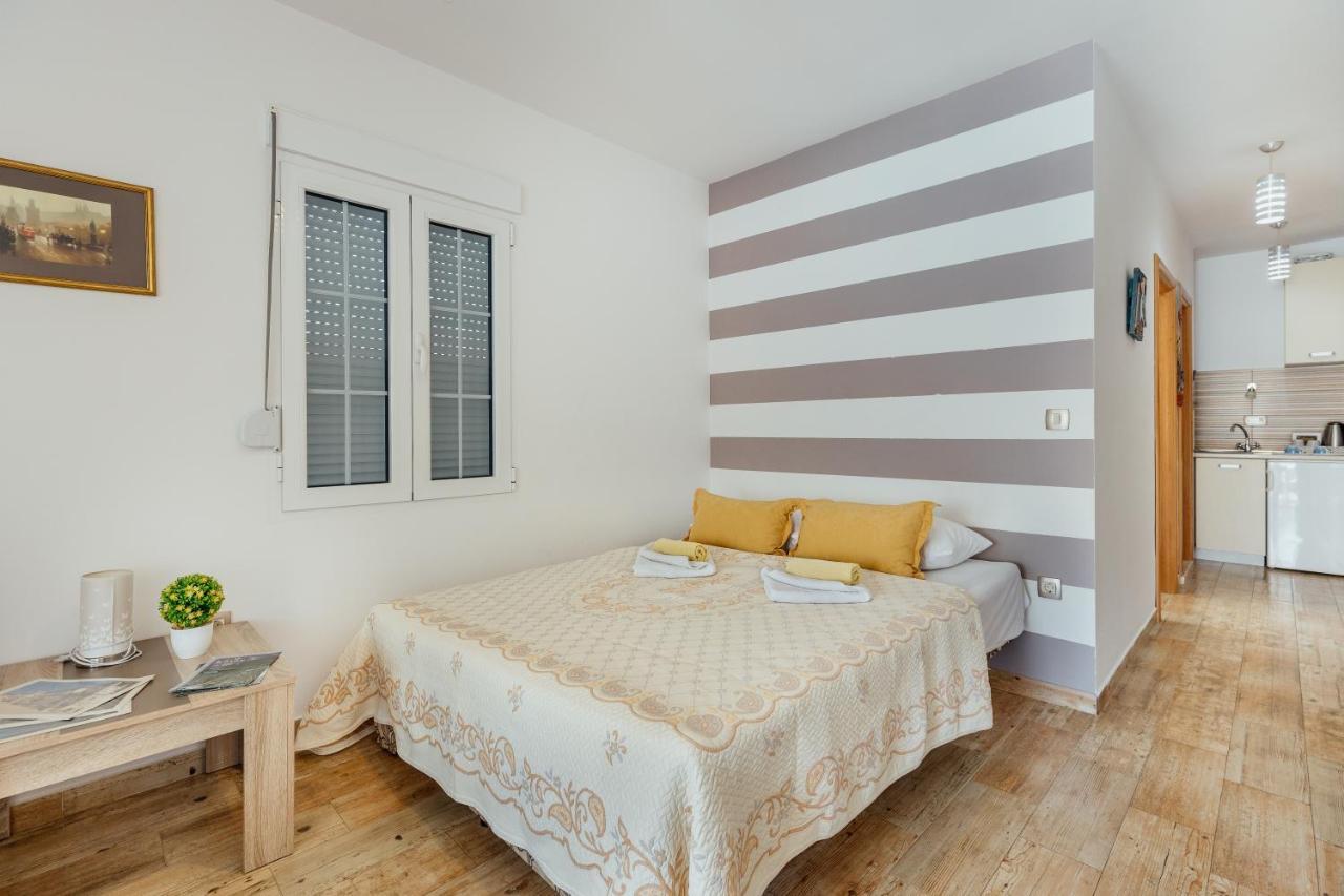 Apartments Cosovic Cattaro Esterno foto